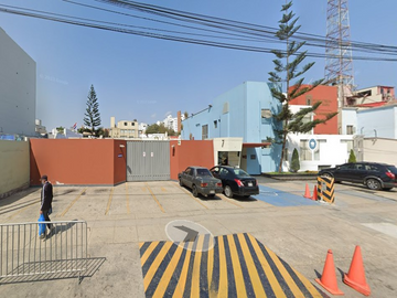 VENDO TERRENO IDEAL PARA PROYECTO INMOBILIARIO EN SAN ISIDRO