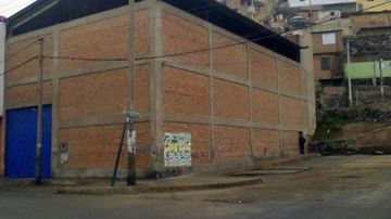 LOCAL INDUSTRIAL EN VENTA EN SAN MARTIN DE PORRES