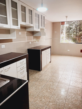 SE VENDE DPTO. EN MONTE ALAMO SURCO 137 M² VISTA PARQUE