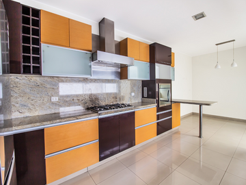 HERMOSO DEPARTAMENTO EN VENTA EN LA EXCLUSIVO DISTRITO