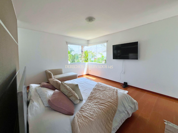 LINDA CASA EN CONDOMINIO DE 3 CASAS EN EL SOL DE LA MOLINA