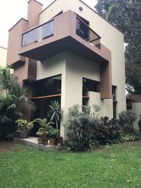 LINDA CASA EN CONDOMINIO EN LA MOLINA - ¡¡¡VALE LA PENA VERLO!!!!!