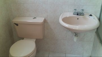 SE VENDE CÓMODO E ILUMINADO DEPARTAMENTO UBICADO EN SURCO
