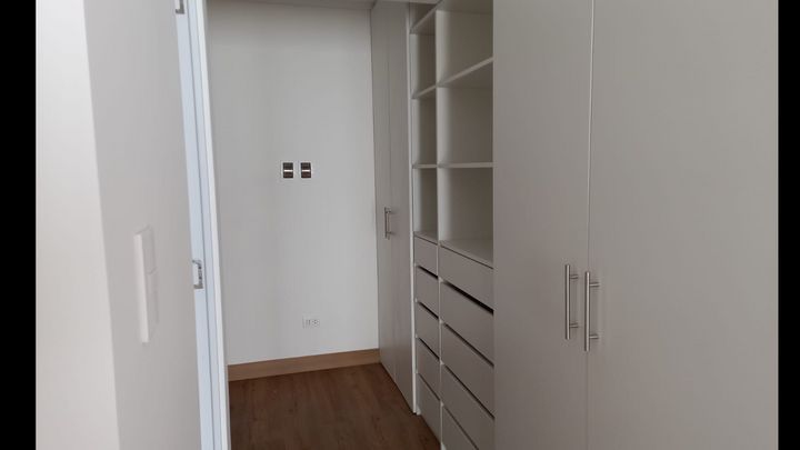 gallery_secondary