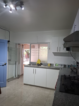 ALQUILER CASA AMOBLADA EN CHORRILLOS (609-1154-1)