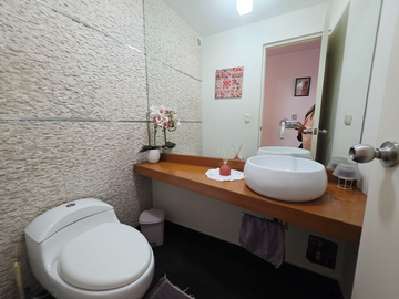 DEPARTAMENTO EN ZONA EXCLUSIVA DE CHACARILLA