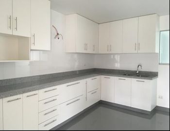 DEPARTAMENTO EN VENTA EN SANTIAGO DE SURCO - PAMPLONA