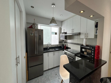 HERMOSO DEPARTAMENTO DUPLEX DE 160 M2 + 1 ESTACIONAMIENTO TE