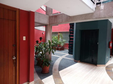 DEPARTAMANTO EN AV. SAN MARTIN - BARRANCO