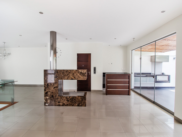 HERMOSO DEPARTAMENTO EN VENTA EN LA EXCLUSIVO DISTRITO