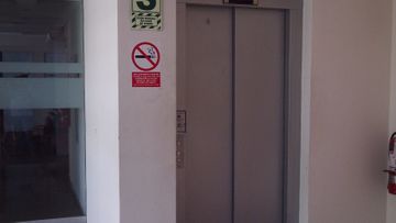 OFICINA EN ALQUILER EXCLUSIVO EN SAN ISIDRO (609-8-23 LUCY)