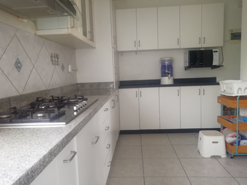 LINDO DEPARTAMENTO EN SURCO MUY CERCA  DE LA U DE LIMA