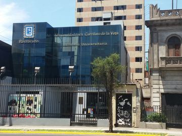 Excelente Casa como Terreno 