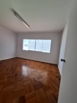 ALQUILER CASA EN SAN ISIDRO (609-142-40 LUCY)