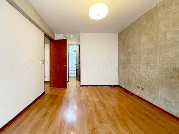 DEPARTAMENTO MODERNO, 1 DORMITORIO, TERRAZA. URB. LA AURORA