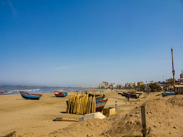 VENTA DE AMPLIO TERRENO FRENTE AL MAR - PIMENTEL