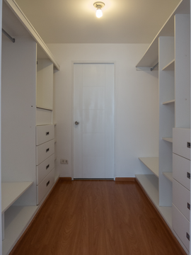 SE VENDE DEPARTAMENTO DE 3 DORMITORIOS CERCA MALECON GRAU