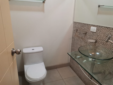 VENDO DUPLEX EN PEDRO VENTURO SURCO