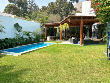 LINDA CASA DE 1,108 M²  EN UNA DE LAS ZONAS MÁS EXCLUSIVAS 