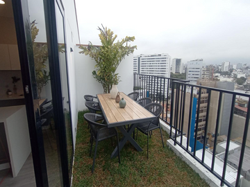 VENDO DÚPLEX ESTRENO  EXCLUSIVOS EN AV. 28 DE JULIO MIRAFLOR