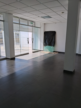 VENDO  O ALQUILO LOCAL COMERCIAL EN BARRANCO