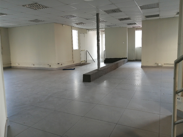 ALQUILER CASA OFICINA S. ISIRO