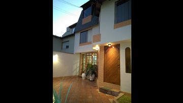 CASA EN ALQUILER EN LA MOLINA. URB LA ENSENADA