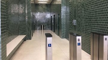 EXCELENTE OFICINA EN ALBERTO DEL CAMPO - URB. ORRANTIA