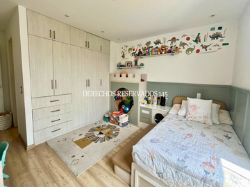 PRECIOSA CASA - CASI DE ESTRENO INDEPENDIENTE