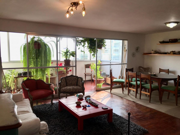 VENTA DE DEPARTAMENTO EN AV. 28 DE JULIO - MIRAFLORES