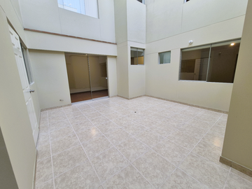 DPTO. EN ALQUILER EN URB. MONTERRICO NORTE - SAN BORJA