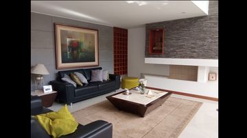 IMPECABLE CASA EN VENTA EN CALLE ACAPULCO SOL DE LA MOLINA 