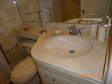 ALQUILER  DPTO SAN ISIDRO 