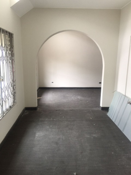 CASA COMO TERRENO EN VENTA EN SANTIAGO DE SURCO