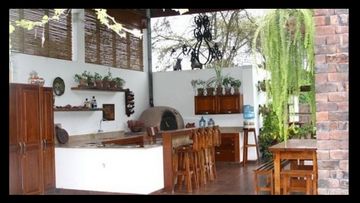VENTA DE  CASA DE CAMPO COMO  TERRENO  EN  MANUEL DEL VALLE  PACHACAMAC 