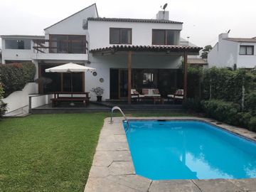 Las Lagunas- el Velero: Vendo Linda Casa colindante a la Laguna