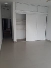 ALQUILO CASA DE 1000M2 URB. RESIDENCIAL MONTERRICO – LA MOLINA