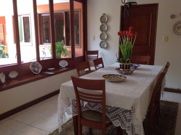 LINDA CASA EN VENTA 4 PISOS SURCO