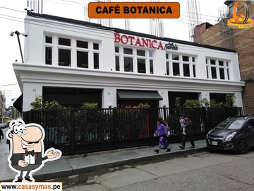 REMATO INMUEBLE CENTRICO EN HUANCAYO
