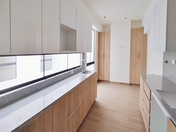 CALLE BIELOVUCIC CAVALIER N° 3XX, DPTO. 503, URB. CHACARILLA