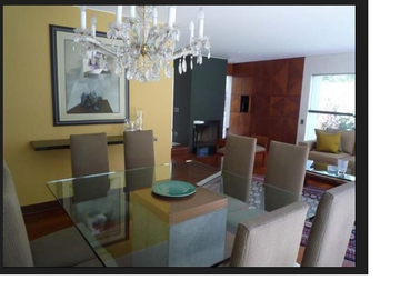 ACOGEDORA CASA EN CONDOMINIO EN VENTA CALLE 3 LA MOLINA 