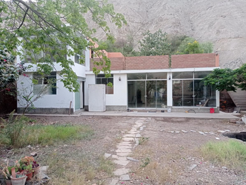 CASA TERRENO - CERCA PLAZA DE ARMAS CIENEGUILLA