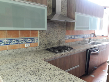 LINDA CASA EN LA PLANICIE