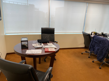 EXCLUSIVA OFICINA EN ALQUILER Y VENTA C.EMP. SAN ISIDRO 