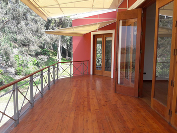 LINDA CASA EN LA PLANICIE