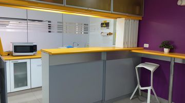 IMPECABLE OFICINA EN CHACARILLA SURCO IMPLEMENTADA