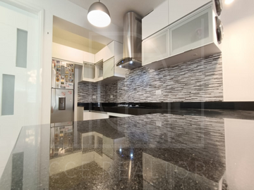 DEPARTAMENTO EN VENTA EN SANTIAGO DE SURCO