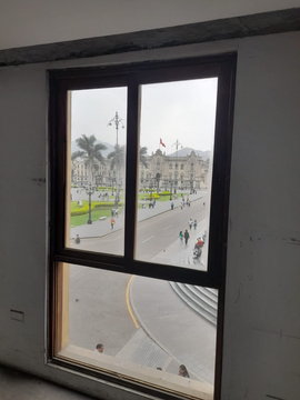 EDIFICIO DE OFICINAS CON 1ER PISO COMERCIAL EN PLAZA MAYOR