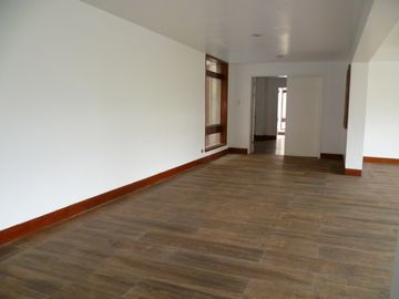 DEPARTAMENTO CON LINDA VISTA AL GOLF 
