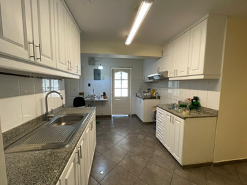 VENDO EN SURCO - LINDO DEPARTAMENTO EN PRIMER PISO ELEVADO